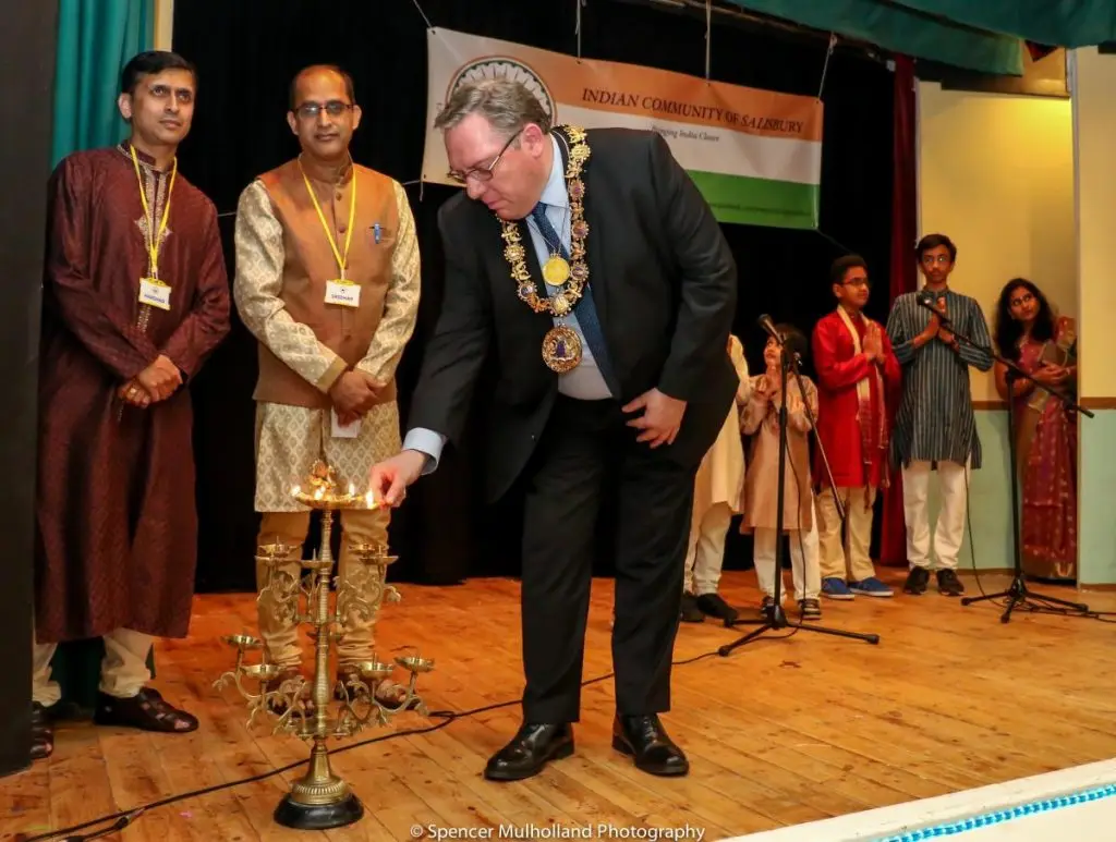 Mayor of Salisbury at a bollywood event