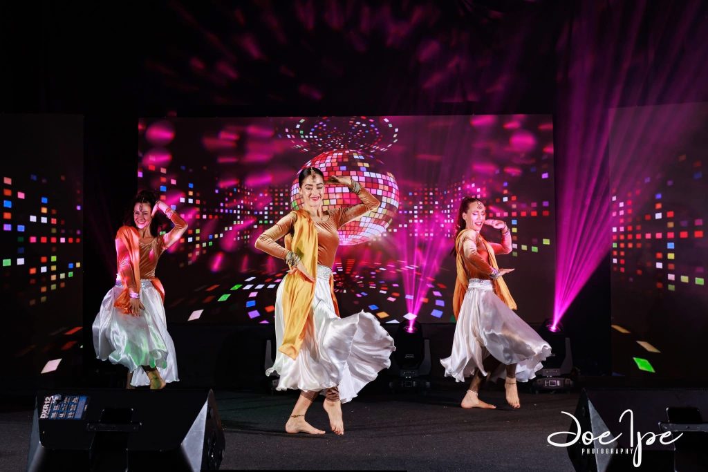 Bollywood-Indian-Dance-Showgirl-Hostess-Firebreather-Class-Birmingham-39