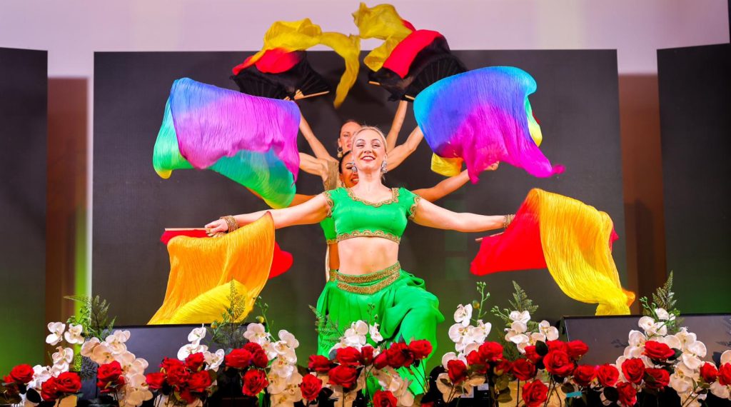 Bollywood-Indian-Dance-Showgirl-Hostess-Firebreather-Class-Manchester-333