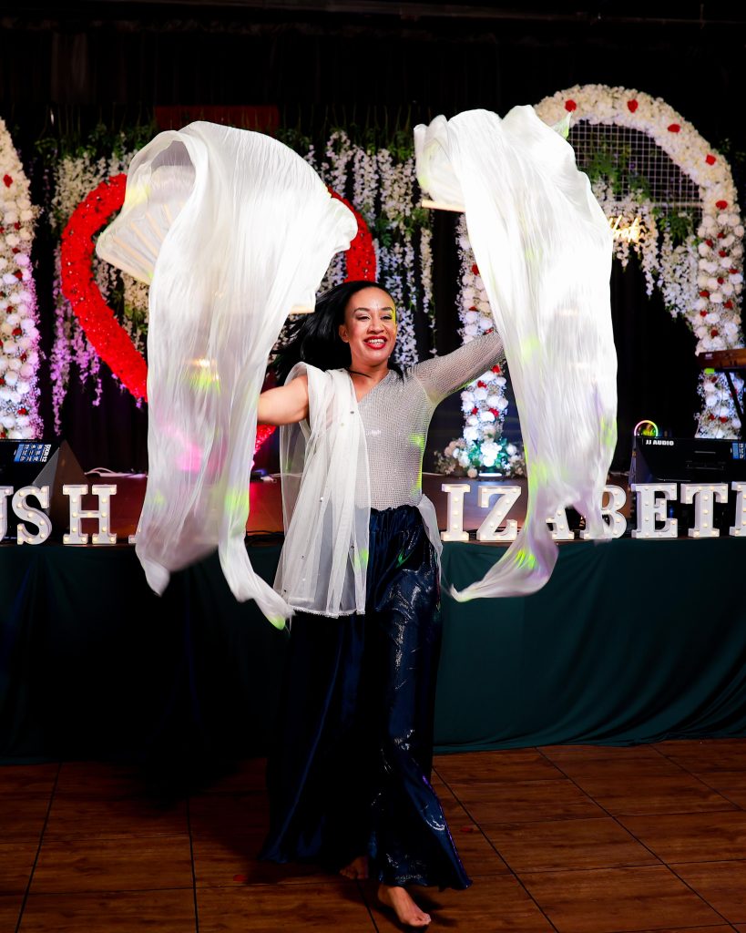 EntranceDance-BollywoodEntrance-Wedding-AsianWedding-Birmingham-Manchester2