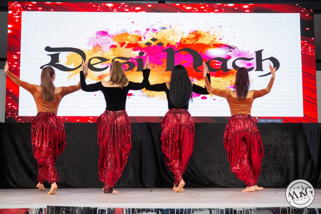 Modest-Bollywood-Indian-Dance-Showgirl-Hostess-Firebreather-Class-London-47